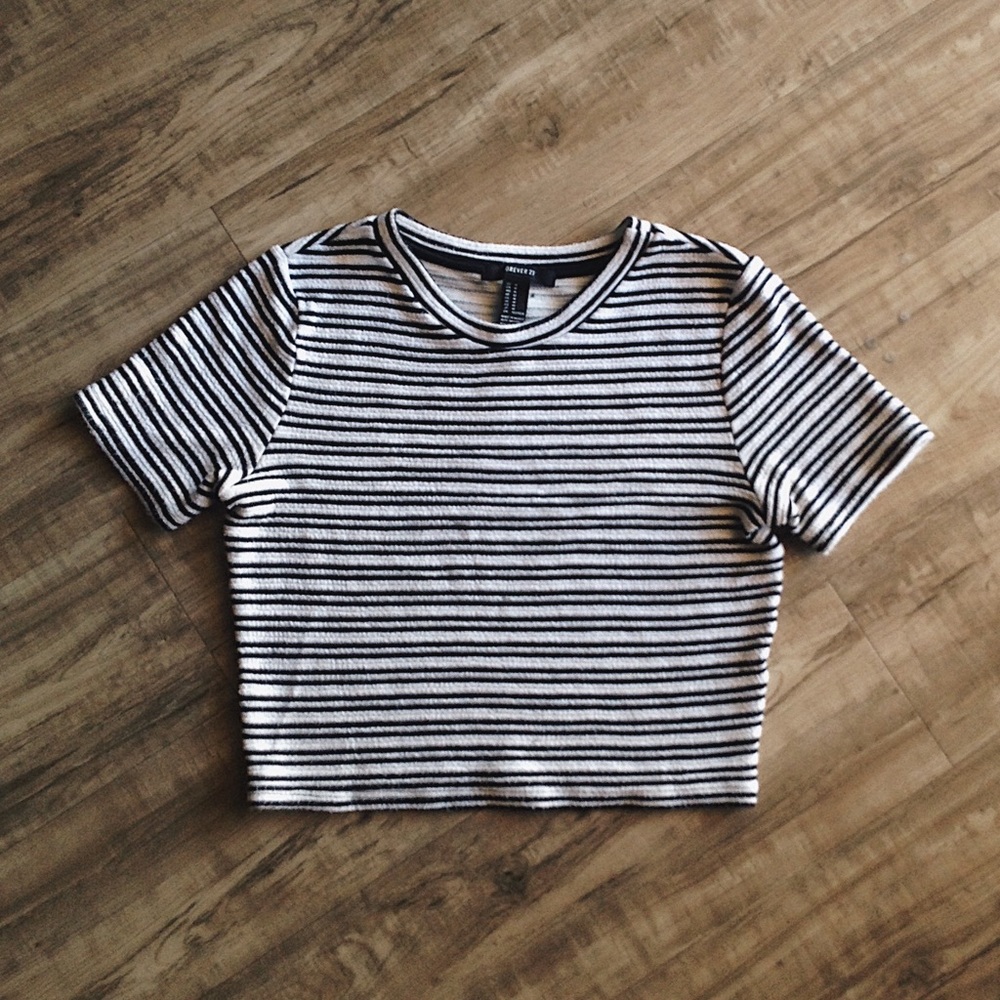 Horizontal Striped Crop Top Tee
